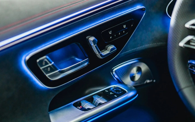 Mercedes-Benz EQE cena 563500 przebieg: 10000, rok produkcji 2023 z Lubycza Królewska małe 254